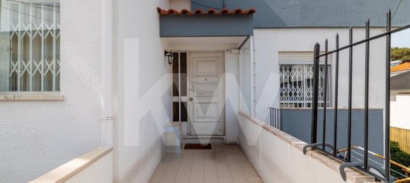 3 chambres Duplex à Cascais, Portugal No. 77168 6