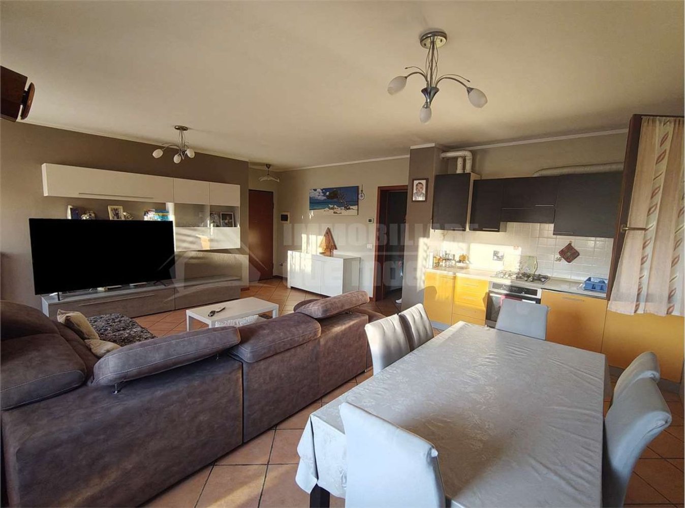 4 rooms Apartment in Reggio Emilia, Italy No. 264057