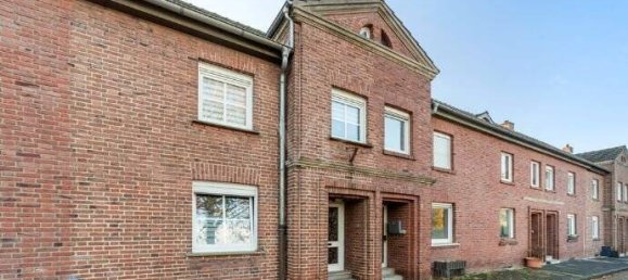 3 bedrooms Townhouse in Steinfurt, Germany No. 126054 2