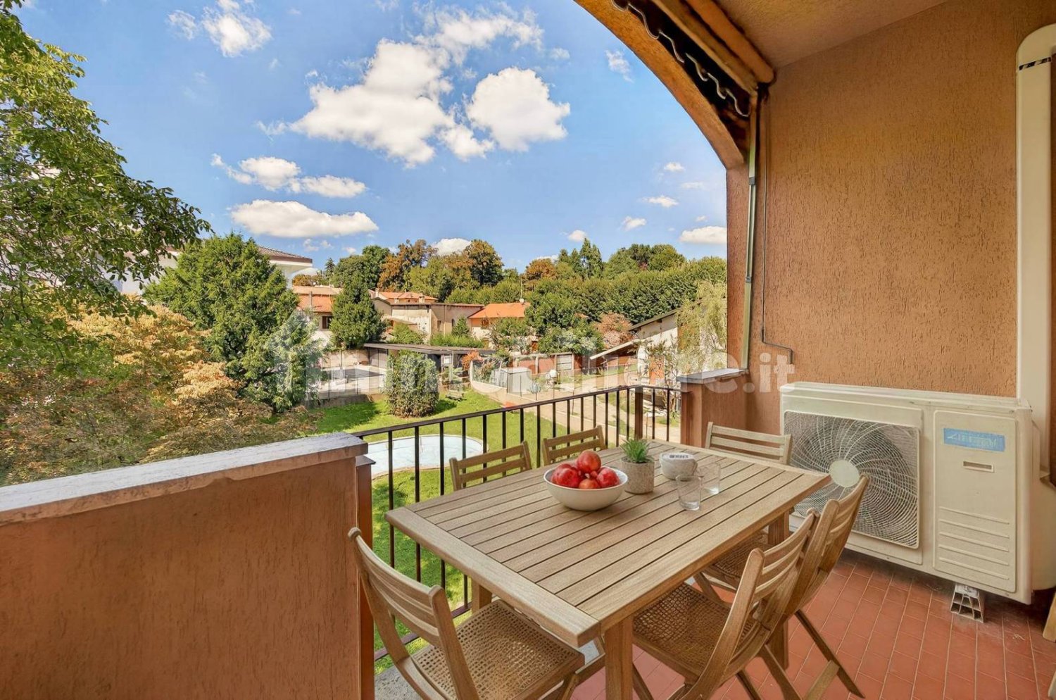 2 غرف نوم شقة في Appiano Gentile, Italy رقم 375109