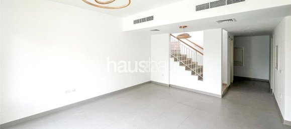 Moradia em banda T3 em Dubai Hills Estate, UAE N.º 99761 2