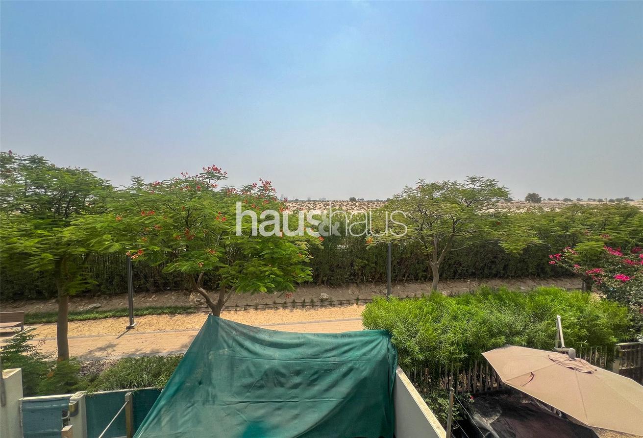 Moradia em banda T3 em Dubai Hills Estate, UAE N.º 99761