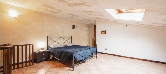 Apartamento de 3 divisões em Fidenza, Italy N.º 262952 15