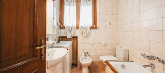 Apartamento de 3 divisões em Fidenza, Italy N.º 262952 11