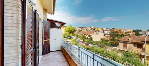 3غرفة شقة في Agugliano, Italy رقم 308172 14