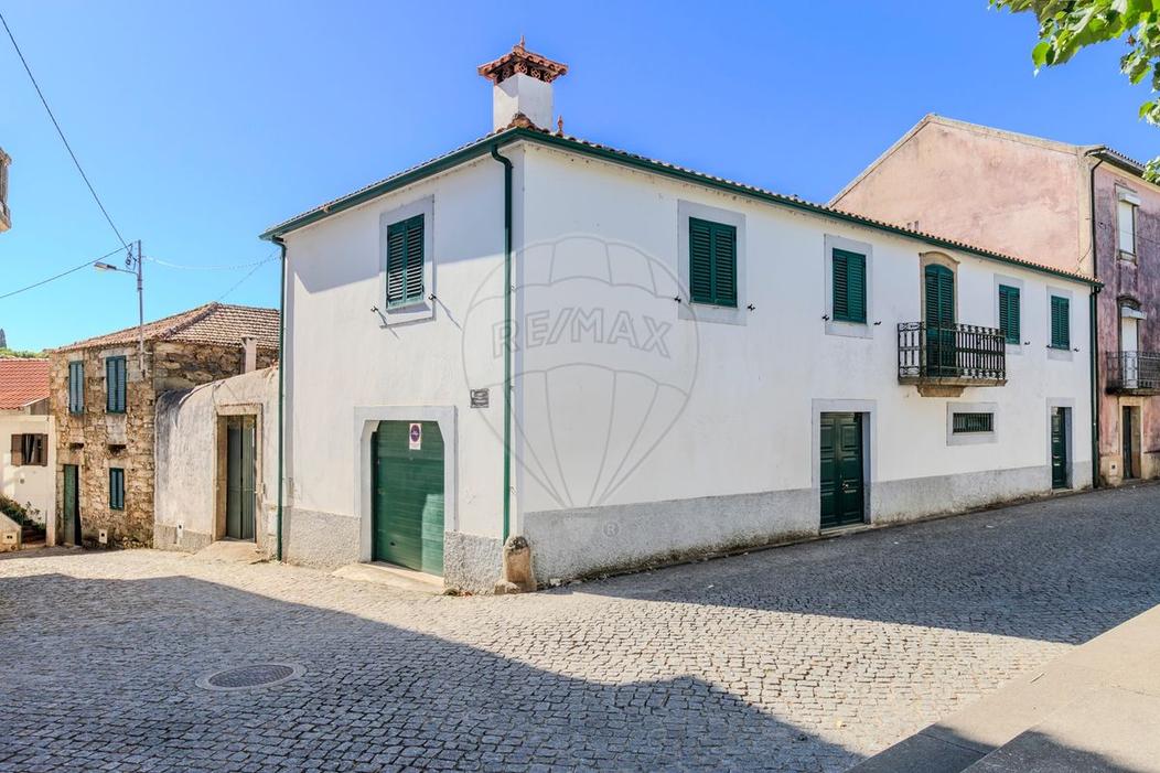 8 bedrooms House in Peso da Regua, Portugal No. 277248