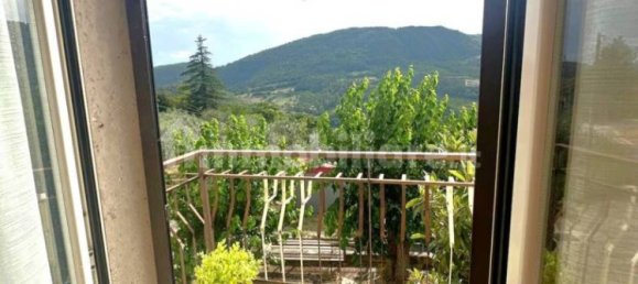 2 bedrooms House in Ferentillo, Italy No. 271374 2