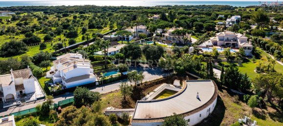 2125m² Hotel in Quarteira, Portugal No. 64196 3