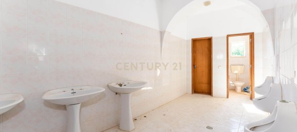 2125m² Hotel in Quarteira, Portugal No. 64196 26