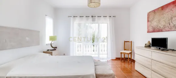 3 bedrooms Villa in Loule, Portugal No. 135830 4