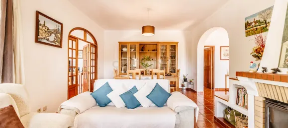 3 bedrooms Villa in Loule, Portugal No. 135830 2