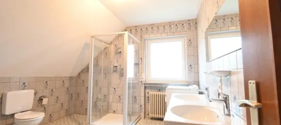 Таунхаус с 13 комнатами в Эммендинген, Германия № 60371 30