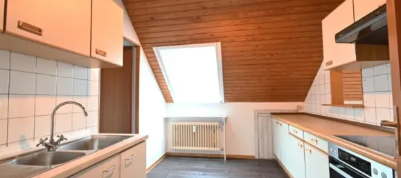 Таунхаус с 13 комнатами в Эммендинген, Германия № 60371 28