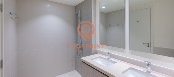 2 bedrooms Townhouse in Dubai, UAE No. 24304 9