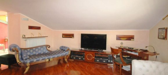 8 rooms House in Termoli, Italy No. 142425 24