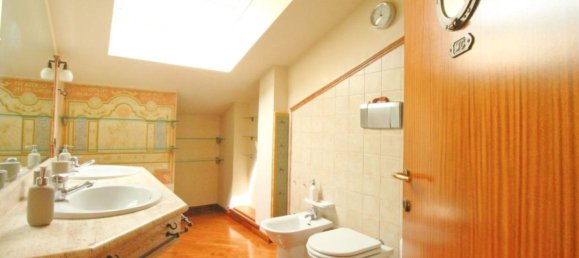 8 rooms House in Termoli, Italy No. 142425 36