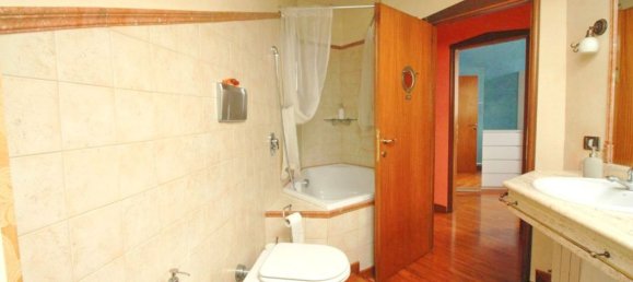 8 rooms House in Termoli, Italy No. 142425 37