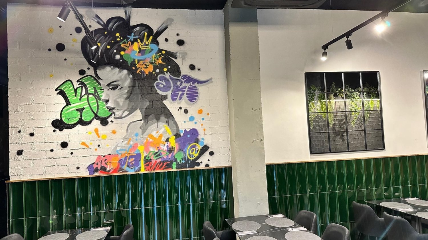 Gewerbliche Immobilie in Torrevieja, Spain 285m², Nr. 141092