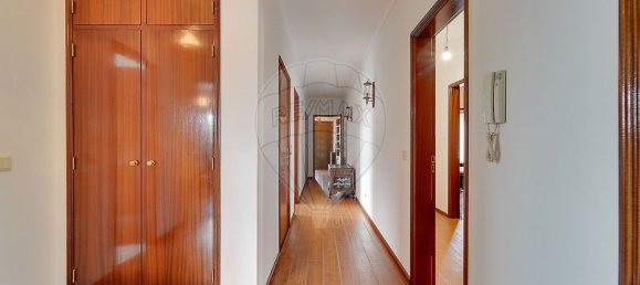 4 bedrooms House in Oliveirinha, Portugal No. 180948 35