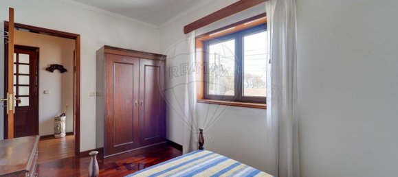 4 bedrooms House in Oliveirinha, Portugal No. 180948 16