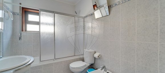 4 bedrooms House in Oliveirinha, Portugal No. 180948 27