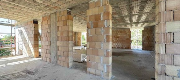 Escritório de 3 divisões em Salerno, Italy N.º 289774 35