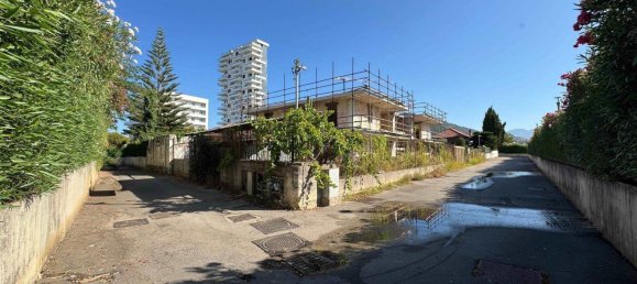 Escritório de 3 divisões em Salerno, Italy N.º 289774 5