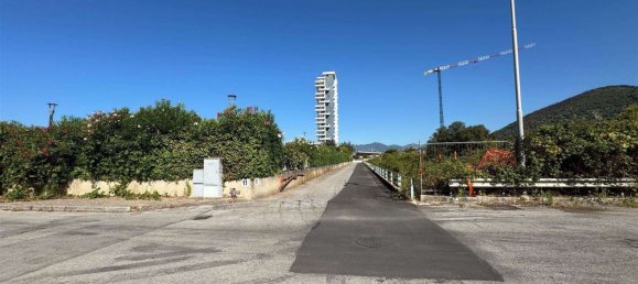 Escritório de 3 divisões em Salerno, Italy N.º 289774 36