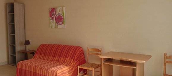 1 bedroom Apartment in Tours, France No. 271944 4