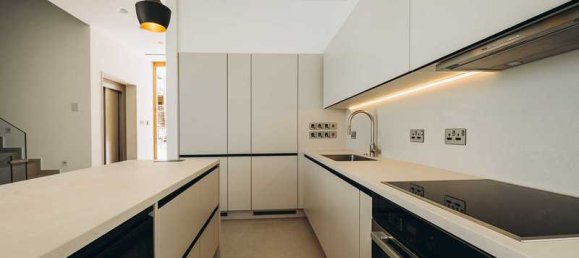 6 bedrooms Villa in Protaras, Cyprus No. 6571 7