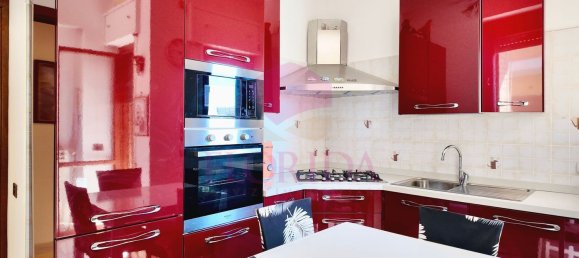 3 rooms Apartment in Pomezia, Italy No. 270276 15