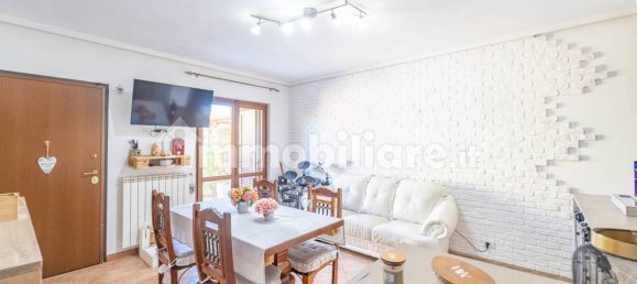 2 bedrooms House in Gallicano nel Lazio, Italy No. 54081 4