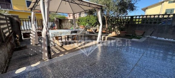 3 bedrooms House in Carrara, Italy No. 355294 20