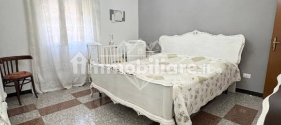 3 bedrooms House in Carrara, Italy No. 355294 7