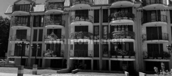 1-salle Entrepôt à Gallarate, Italy No. 261900 2