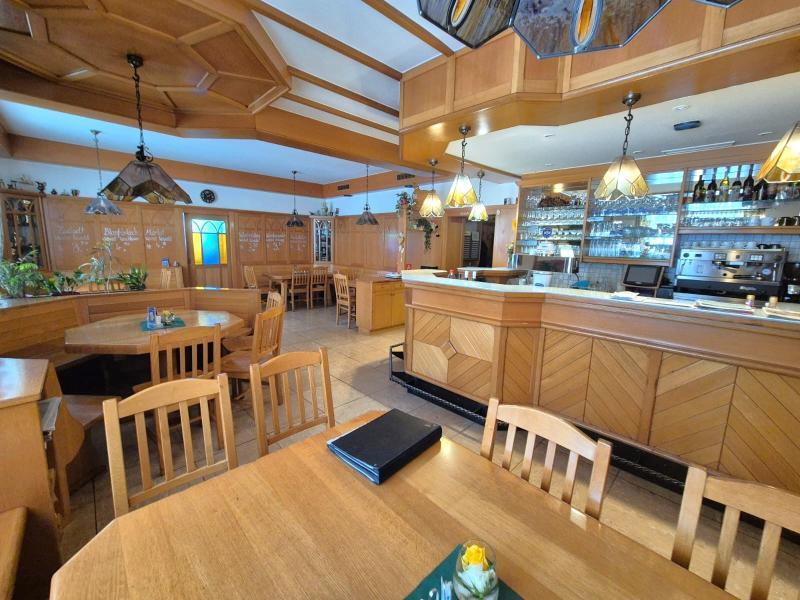 Коммерческая недвижимость 240м² в Бад Лойперсдорф, Австрия № 225648