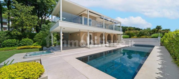 4 bedrooms Villa in Bardolino, Italy No. 321496 5