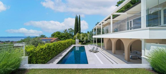 4 bedrooms Villa in Bardolino, Italy No. 321496 2