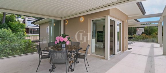 4 bedrooms Villa in Bardolino, Italy No. 321496 11