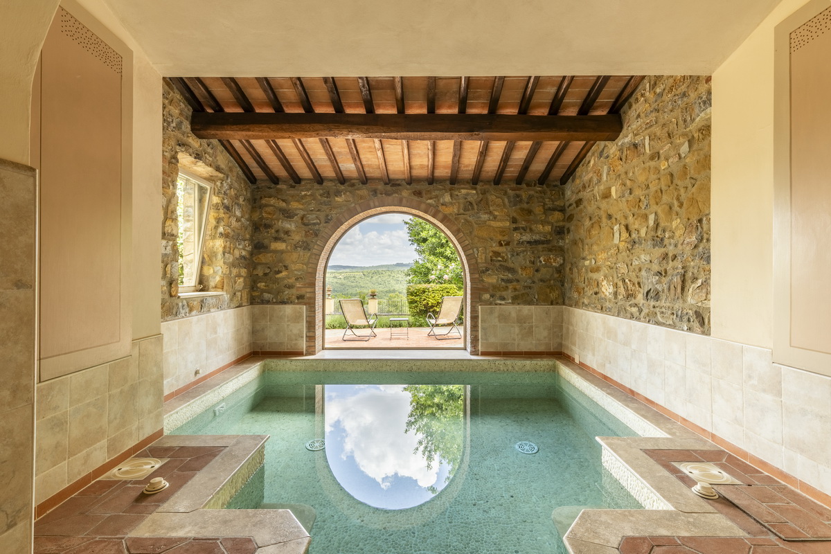 5 bedrooms Building in Laterina Pergine Valdarno, Italy No. 160430