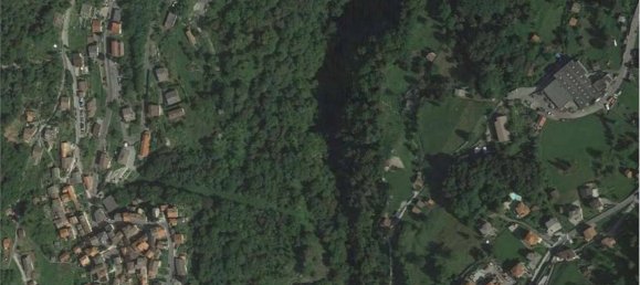 Studio in Schignano, Italy No. 272191 7