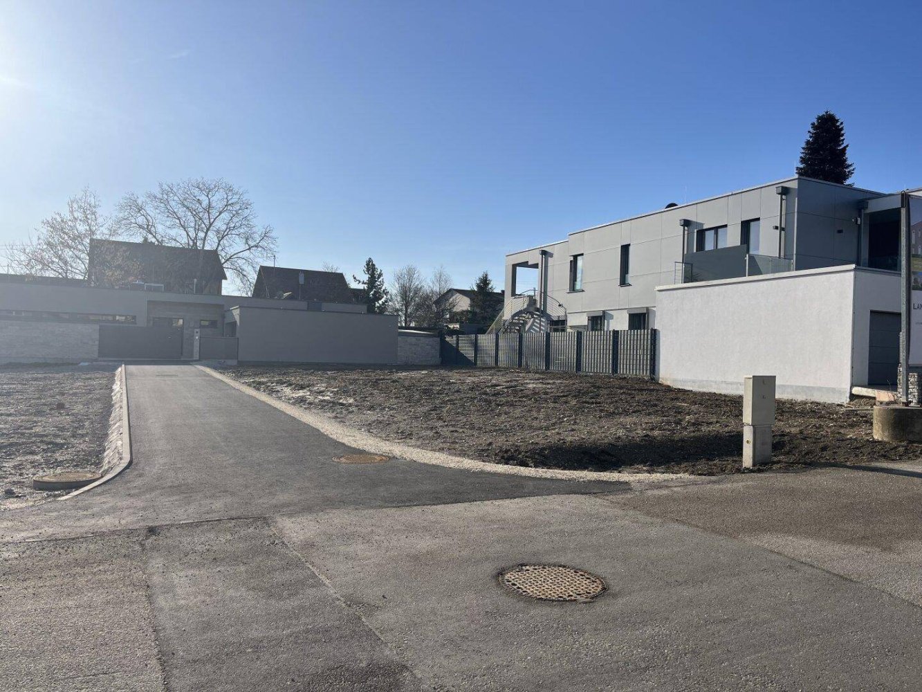  قطعة أرض في Leonding, Austria 601متر مربع رقم 163079