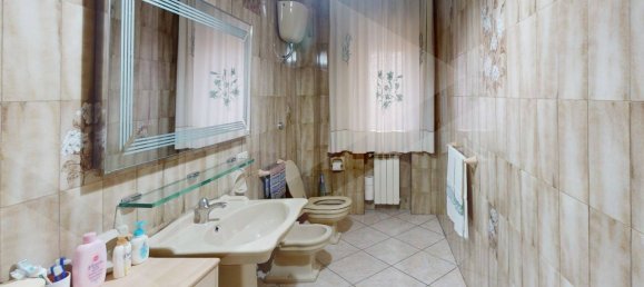 4 rooms Apartment in Arzano, Italy No. 24661 6