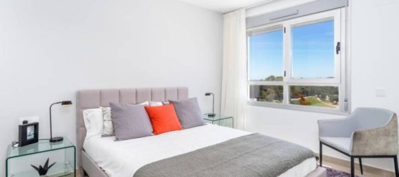 3 bedrooms Townhouse in Estepona, Spain No. 2472 11