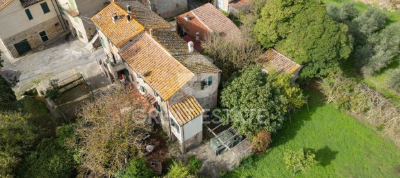 4 Schlafzimmer Haus in San Casciano dei Bagni, Italy, Nr. 120180 10