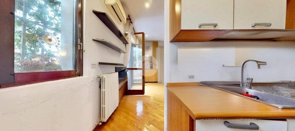 2-Zimmer Wohnung in Milan, Italy, Nr. 242013 14