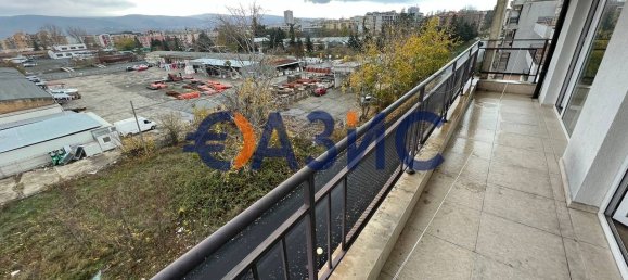 2 bedrooms Apartment in Sveti Vlas, Bulgaria No. 378 5