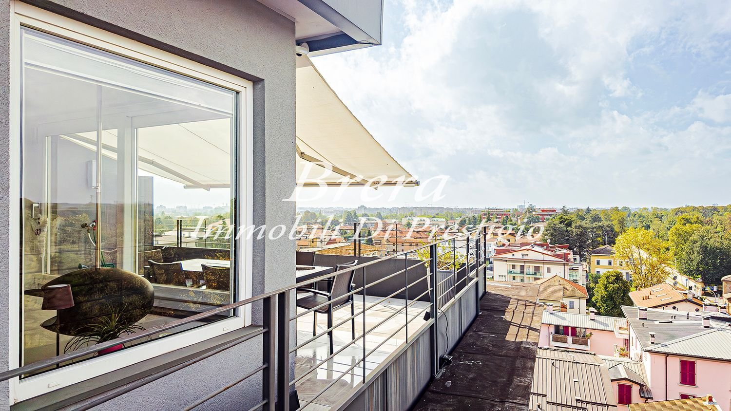 5 bedrooms Duplex in Monza, Italy No. 361184