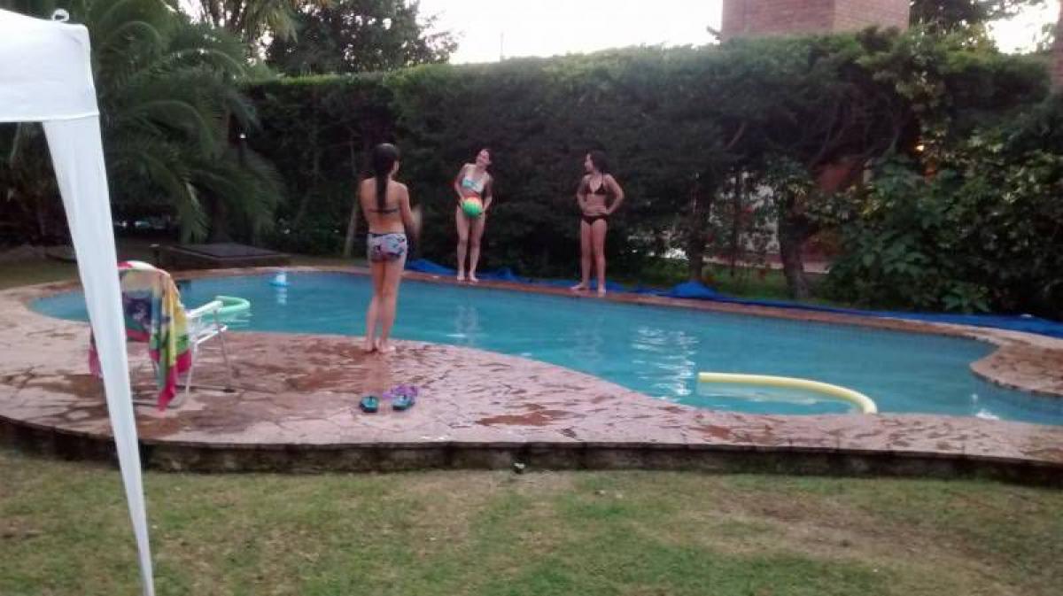 3 Schlafzimmer Haus in Moreno, Argentina, Nr. 75964