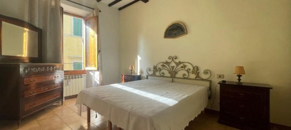 4 rooms Apartment in Poggibonsi, Italy No. 152371 11